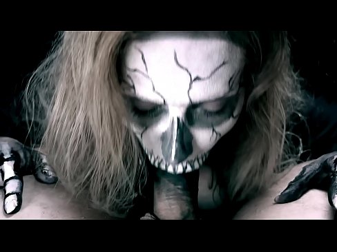 ❤️ Demon girl sucking cock with her black mouth and swallowing cum. ❤️❌ Porno at us ️❤